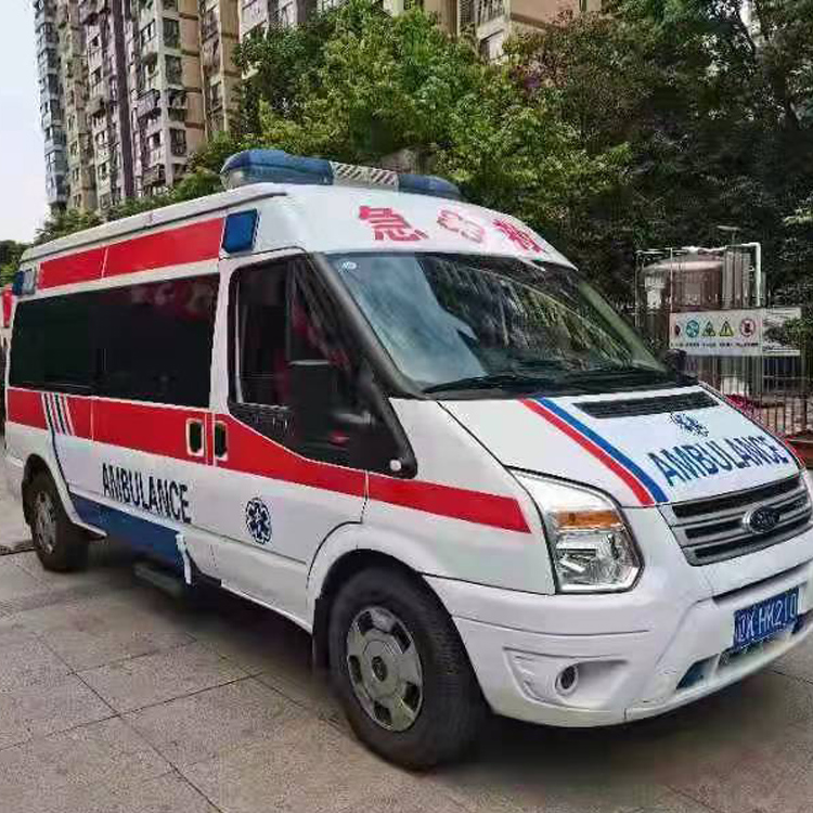 天峨长途救护车护送病人返乡